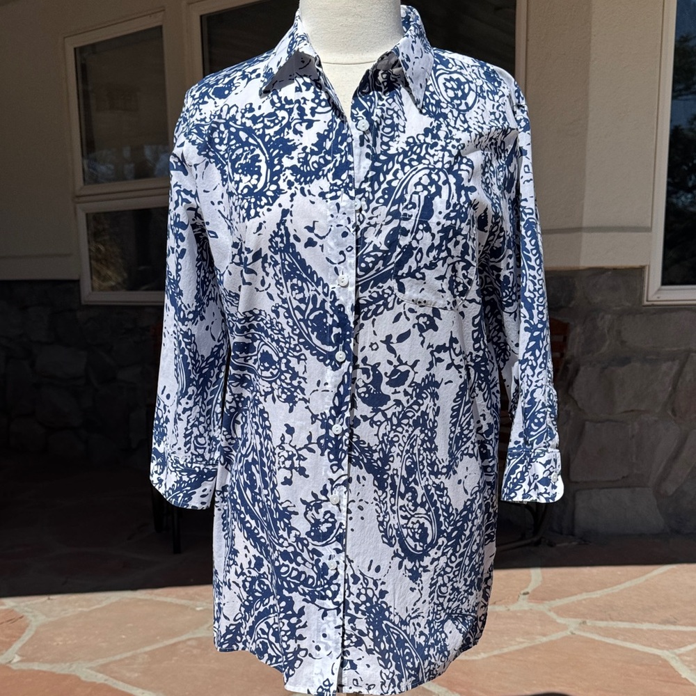 Shaped Fit Blue & White Paisley Button-Up 100% Cotton Shirt